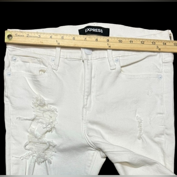 Express White mis rise Distressed straight Leg Jeans Stretch Raw Hem Women’s 4 - Picture 8 of 16